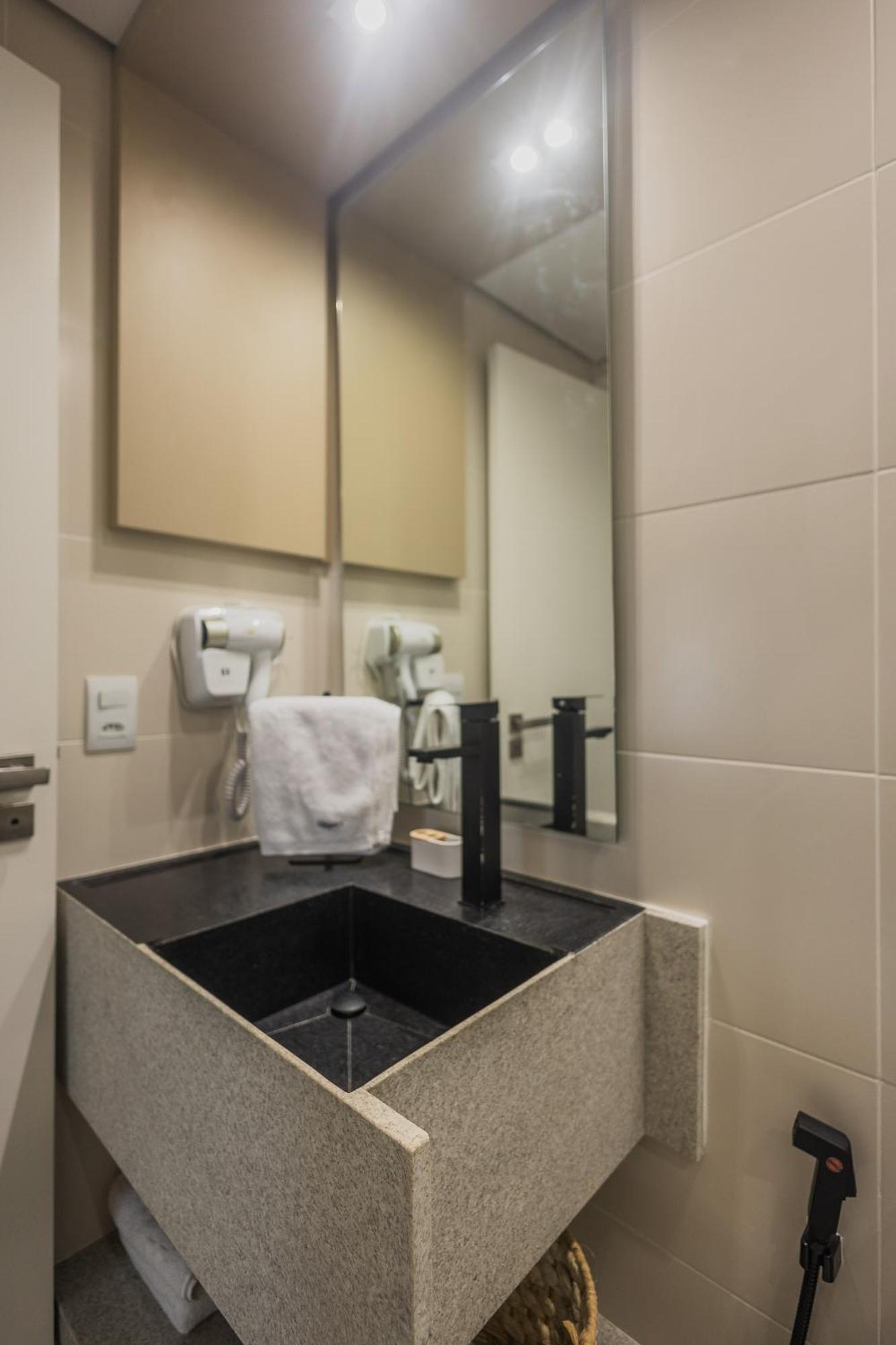 Luxuoso E Aconchegante Ed Jh Palhano 1108 Apartment